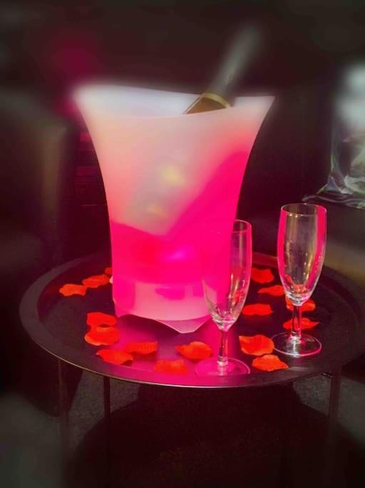 Vip Lounge Appartement Avec Jacuzzi Et Jardin Andenne 外观 照片
