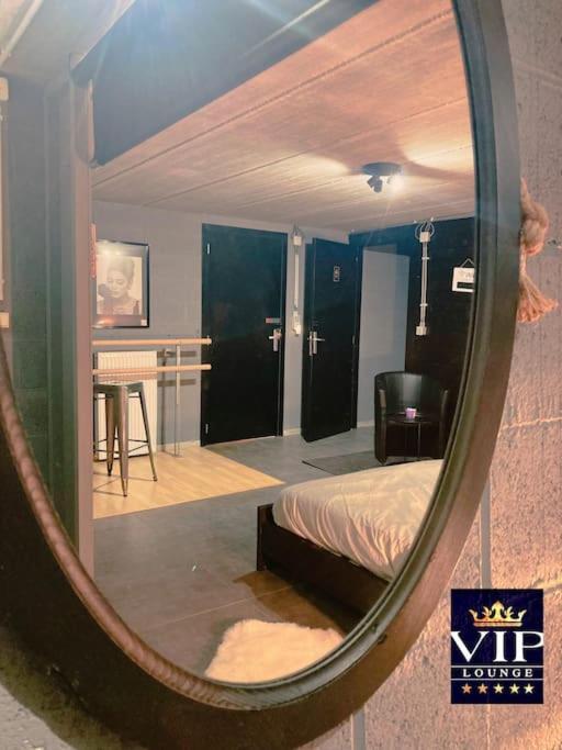 Vip Lounge Appartement Avec Jacuzzi Et Jardin Andenne 外观 照片